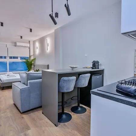 Appartamento Luxury Downtown α1 *